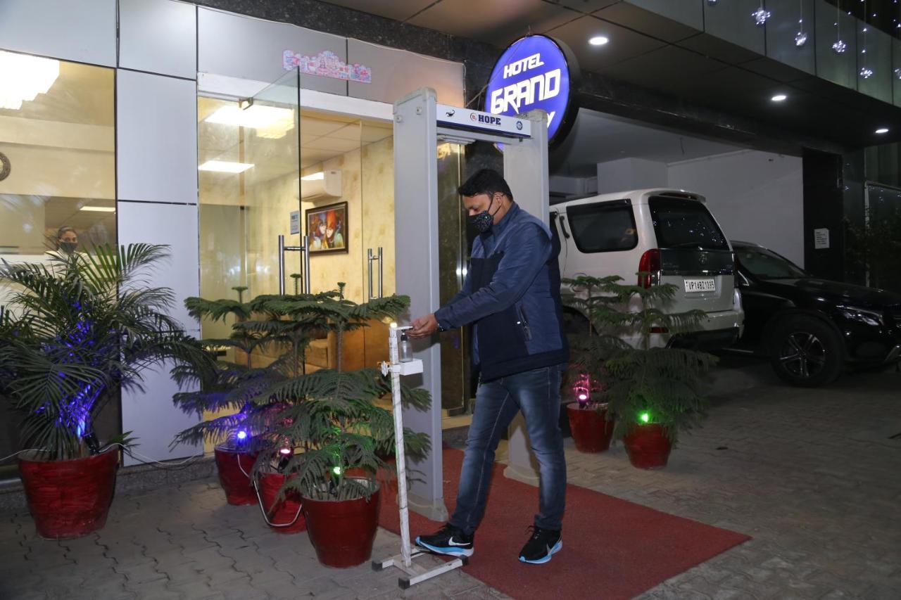 Hotel Grand Regency By Jmd Group Near Delhi Igi Airport 뉴델리 외부 사진